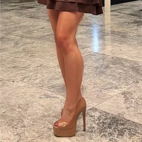 Steve Madden Nude Patent Peep-Toe Platform Heels - Picture 2 of 3